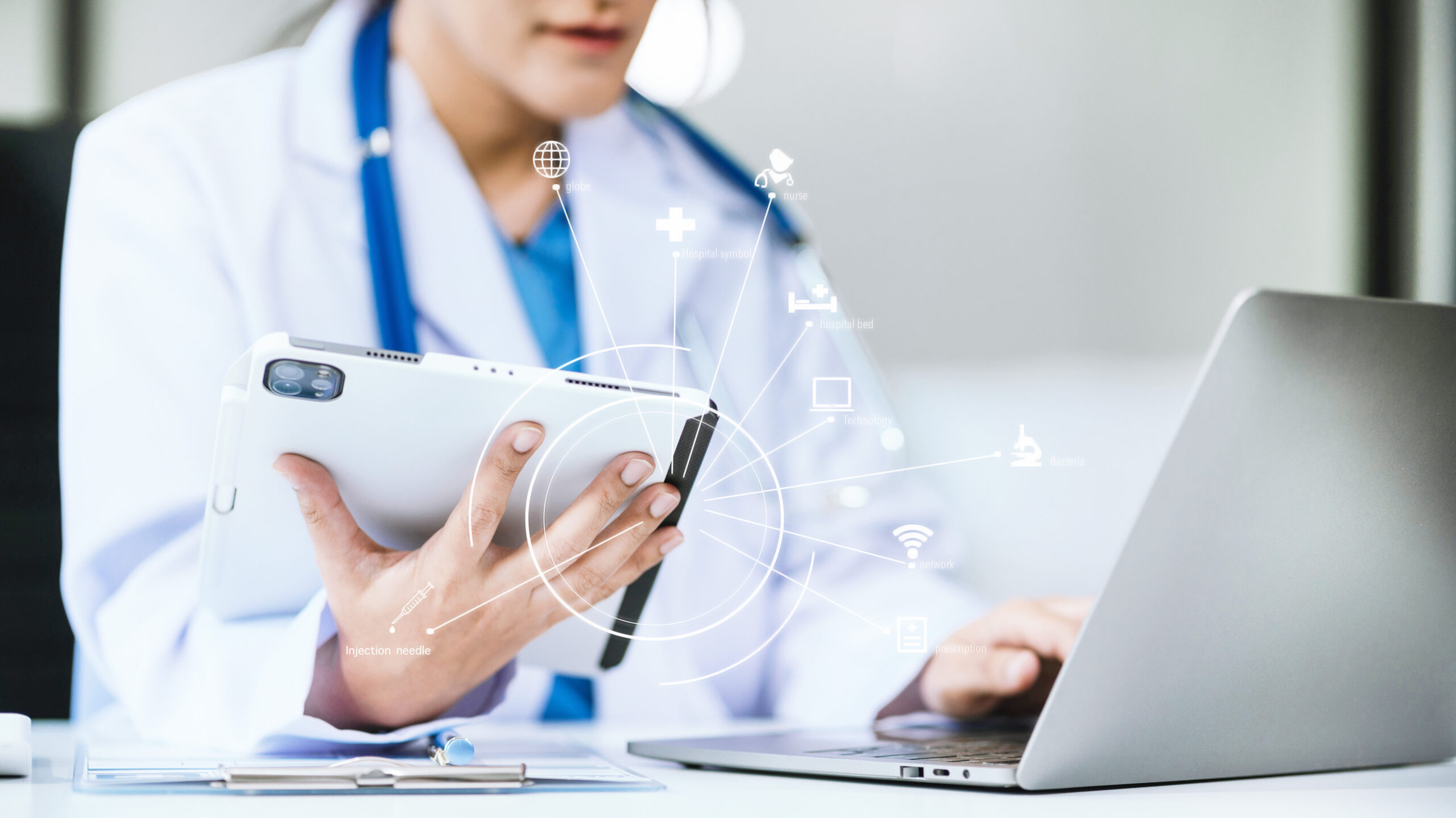 ระบบ HIS เข้ากับเทคโนโลยี AI, ERP และ CRM ทำให้โรงพยาบาลก้าวเข้าสู่ยุค Smart Healthcare 
